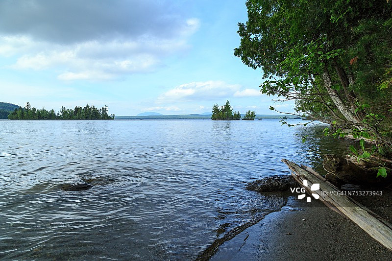 湖的生活图片素材