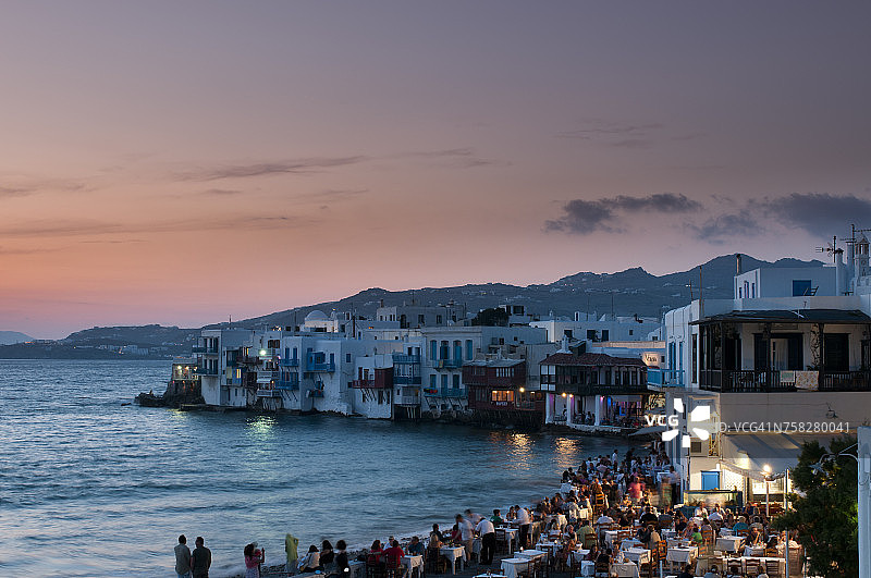 米科诺斯岛小威尼斯，基克拉泽斯，希腊图片素材