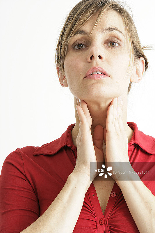 嗓子疼的女人图片素材