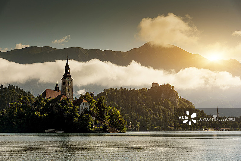 斯洛文尼亚布莱德湖布莱德岛教堂景观图片素材
