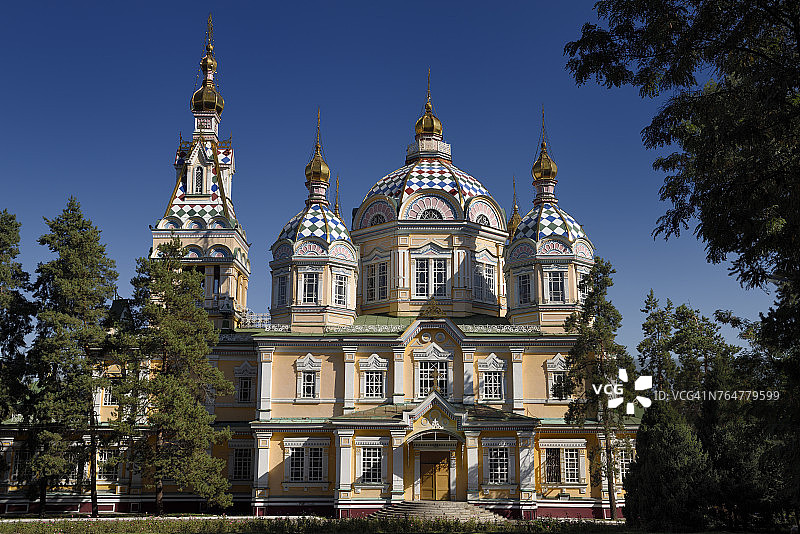 阿拉木图升天大教堂侧面图图片素材