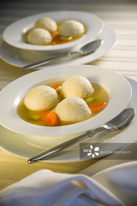 麦芽球汤碗图片素材