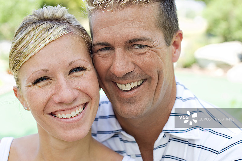 一些微笑图片素材