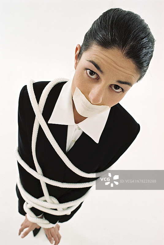 女人被绑缚图片素材