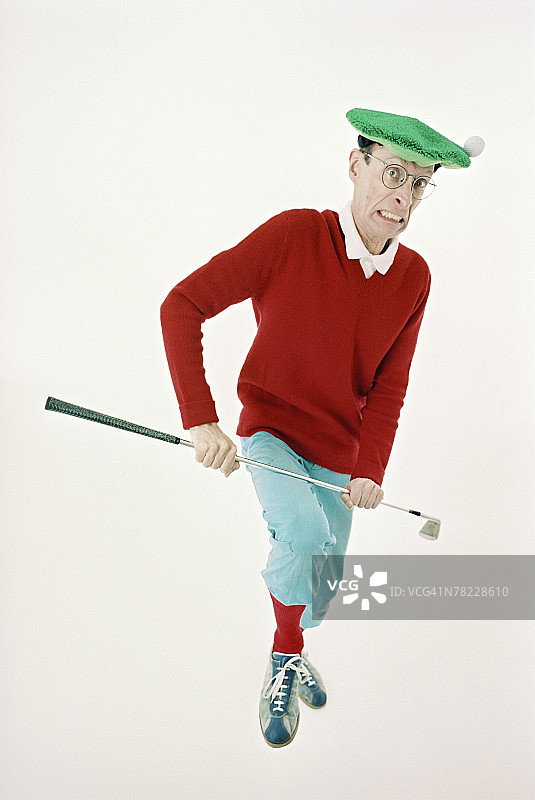 高尔夫球手折断球杆图片素材