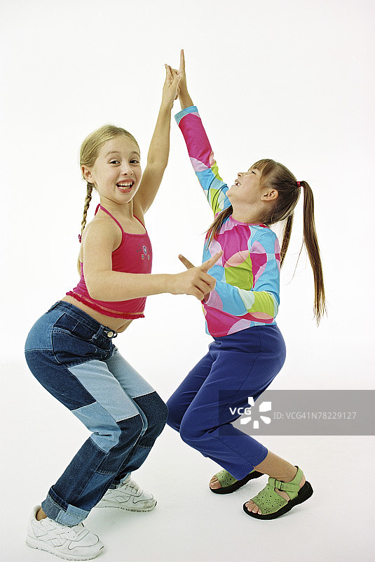 跳舞的女孩们图片素材