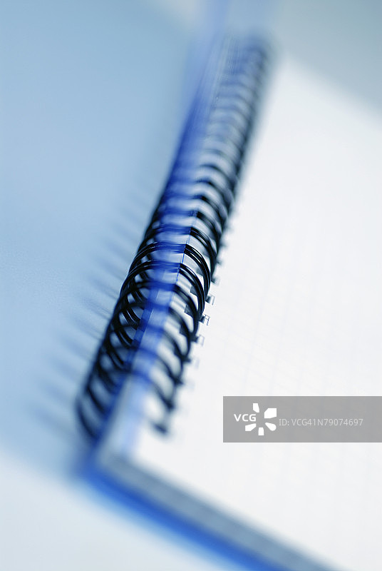 螺旋笔记本特写图片素材