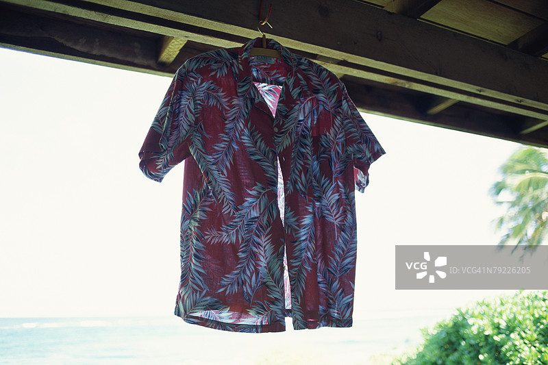 阿罗哈衬衫悬挂着图片素材