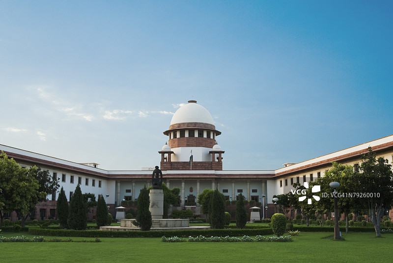 印度新德里最高法院政府大楼的立面图片素材