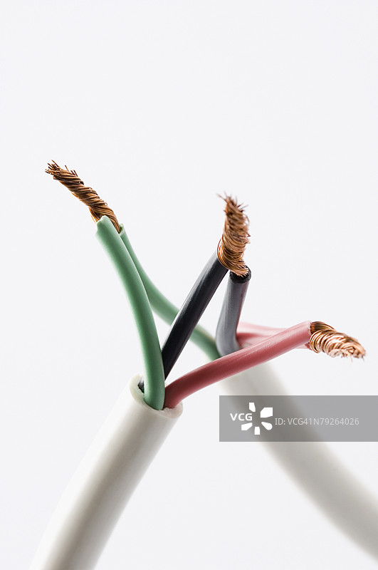 扭曲电缆的特写镜头图片素材