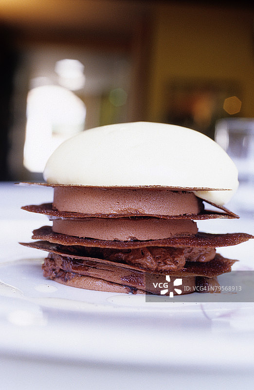 巧克力慕斯甜点图片素材