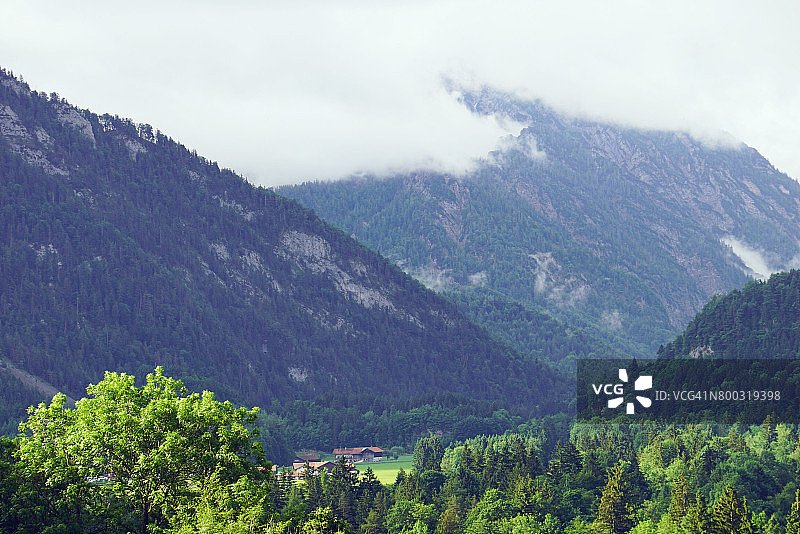 鲁波尔丁的基姆高阿尔卑斯山脉风光图片素材