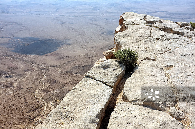 内盖夫沙漠拉蒙陨石坑高地风光图片素材
