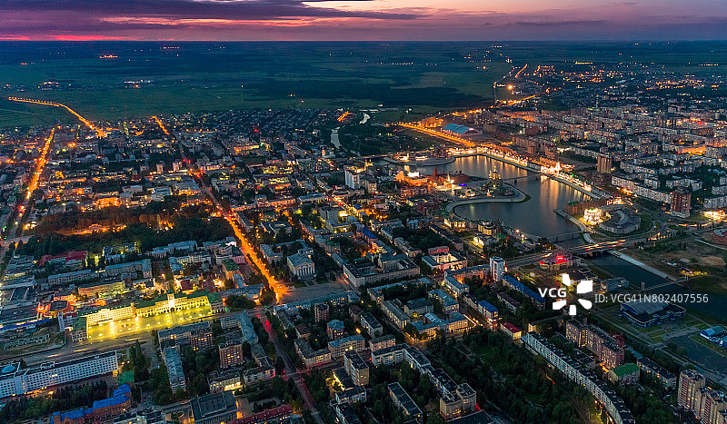 俄罗斯约什卡尔奥拉市夜景鸟瞰风光图片素材
