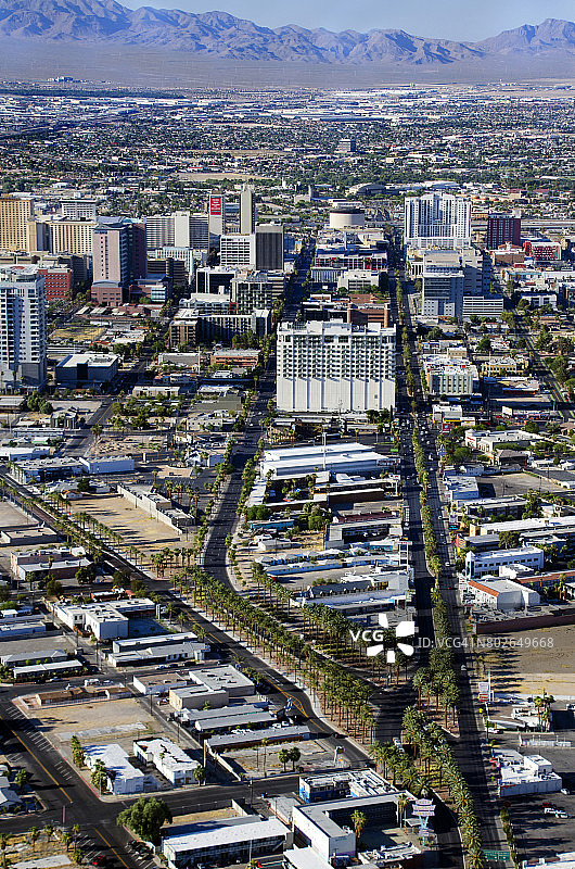 拉斯维加斯弗里蒙特街区的俯视角度图片素材