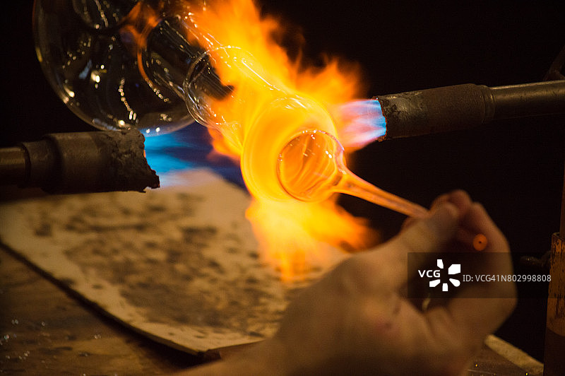 制作装饰性植物盆图片素材