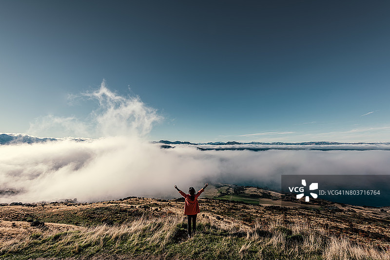 罗伊山观瓦纳卡湖图片素材