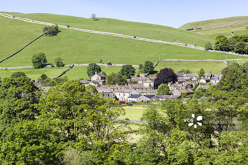 约克郡河谷的夏天-北约克郡凯特尔韦尔村图片素材