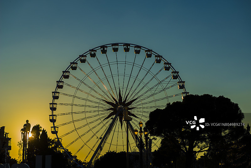 日落下的摩天轮图片素材