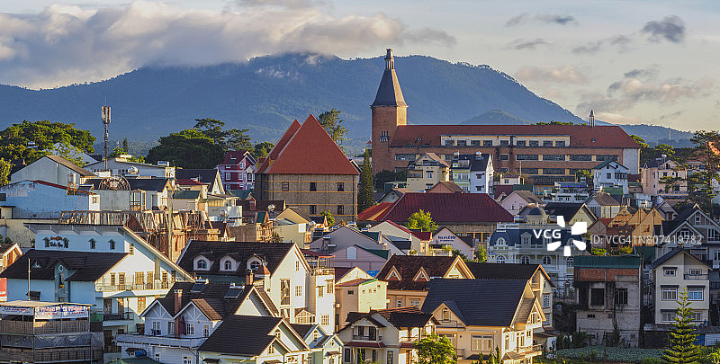 越南大叻市全景照片图片素材