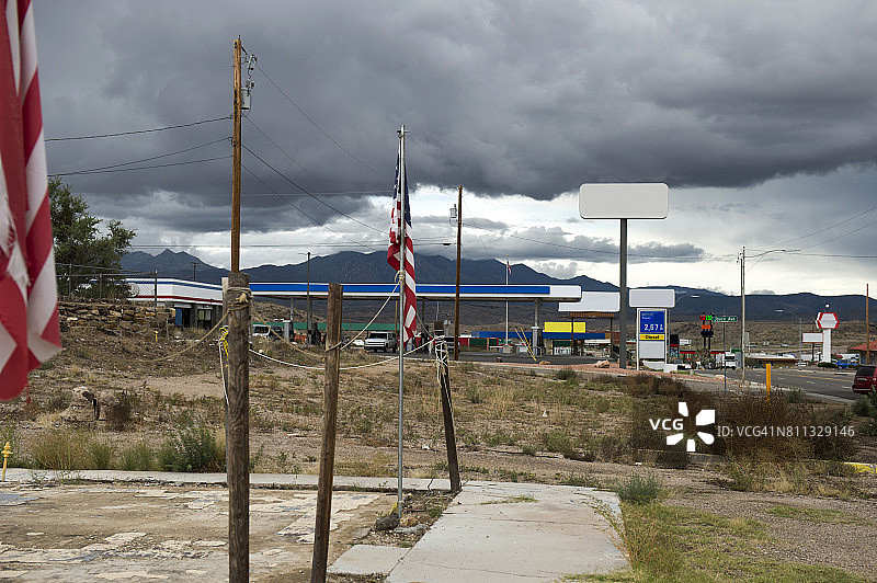 美国亚利桑那州金曼的加油站图片素材