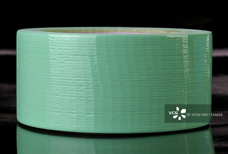 绿色粉彩胶带卷图片素材