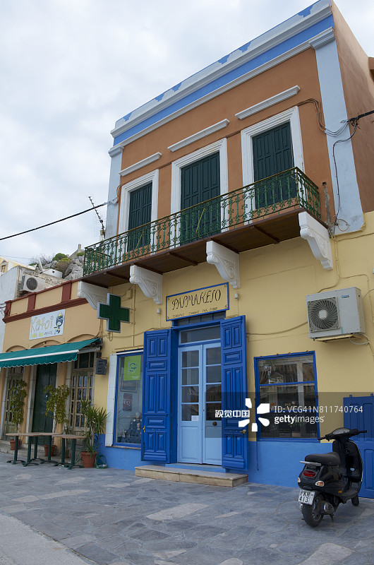 彩色的药房建筑图片素材