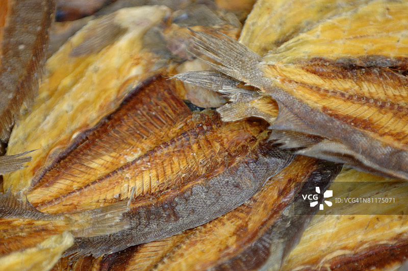 一堆熏鱼图片素材