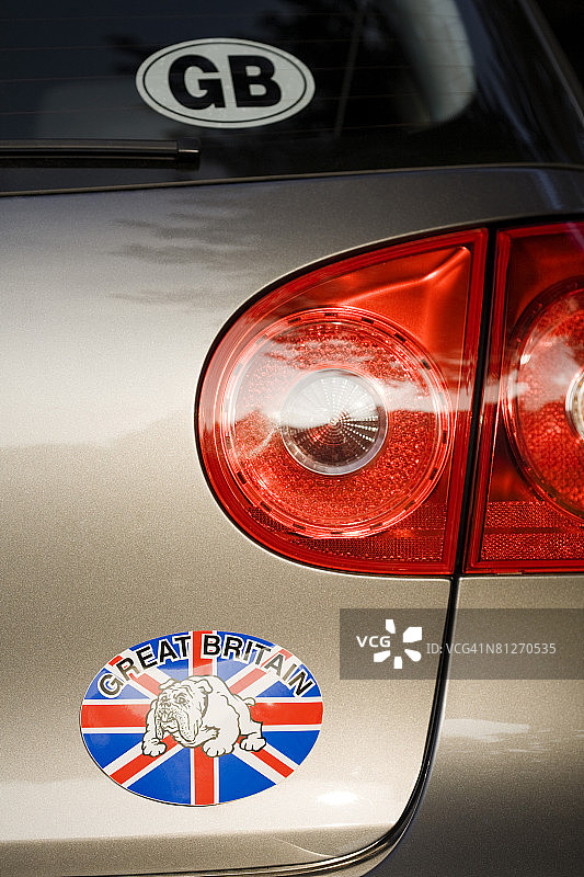 汽车上的英国保险杠贴纸图片素材