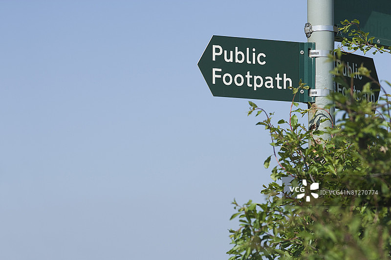 公共人行道标志图片素材