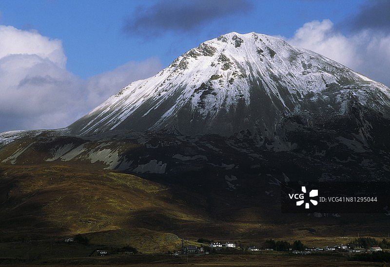 爱尔兰多内加尔郡的埃里加尔山图片素材