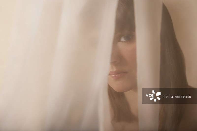 戴面纱的女人图片素材