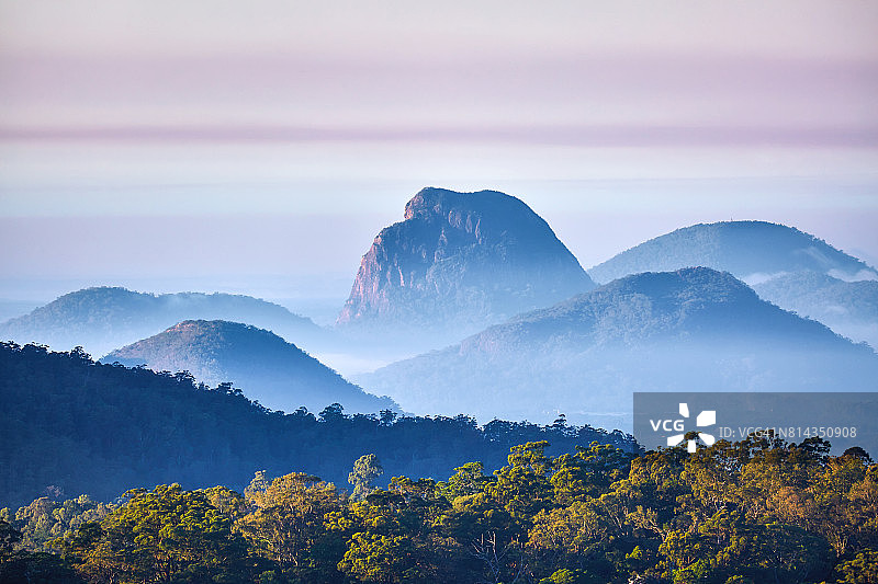 玻璃屋山，阳光海岸内陆，澳大利亚昆士兰图片素材