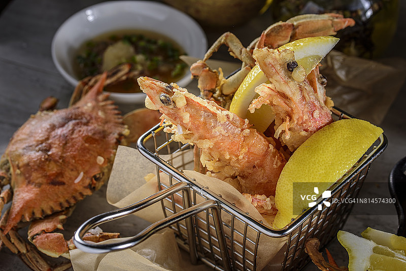 炸虾仁图片素材