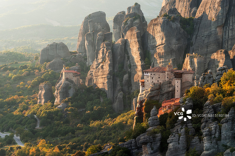 希腊色萨利特里卡拉迈泰奥拉修道院图片素材