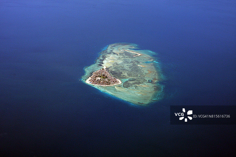 人口稠密的岛屿图片素材