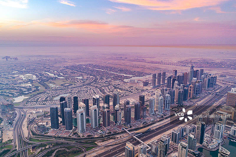 迪拜码头城市天际线图片素材