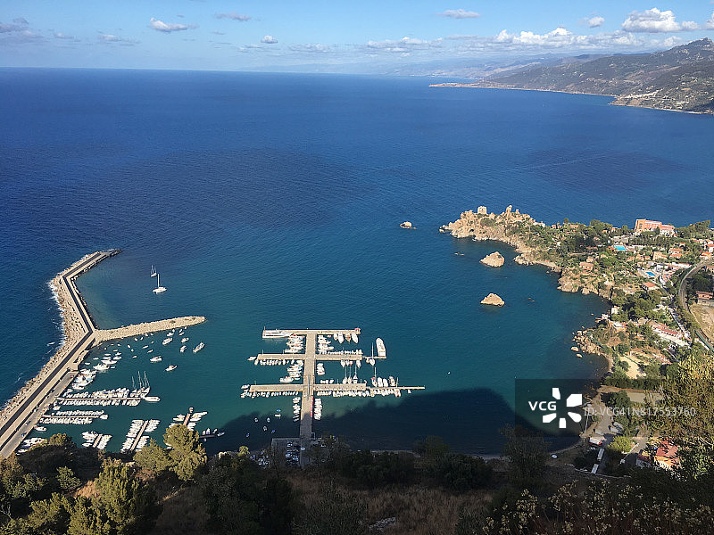 意大利西西里岛切法卢港图片素材