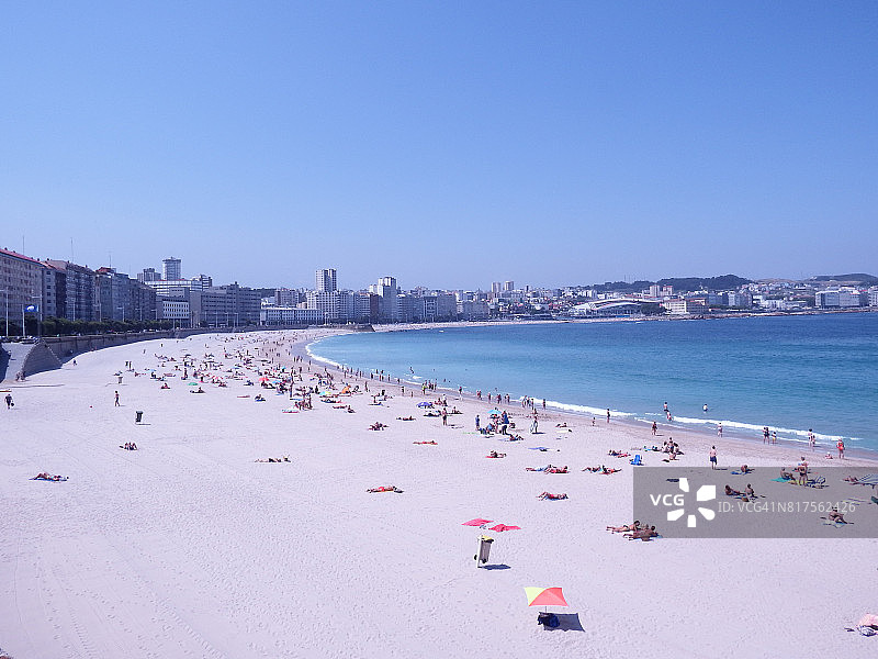 拉科鲁尼亚市的奥尔赞海滩景观图片素材