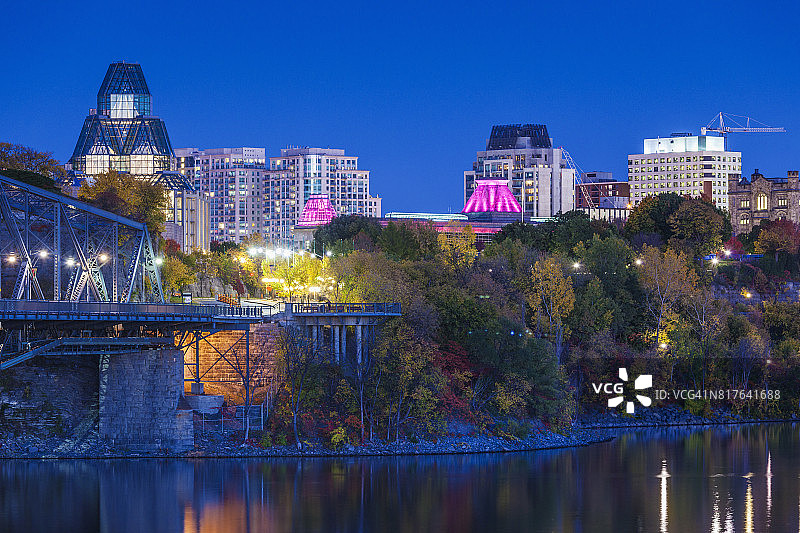 加拿安大略省建筑外观图片素材