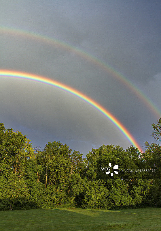 双彩虹图片素材
