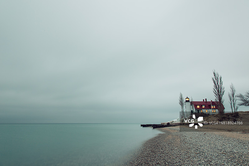 贝特西角灯塔多云天空图片素材