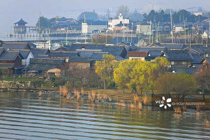 日本滋贺县琵琶湖的浮御堂图片素材