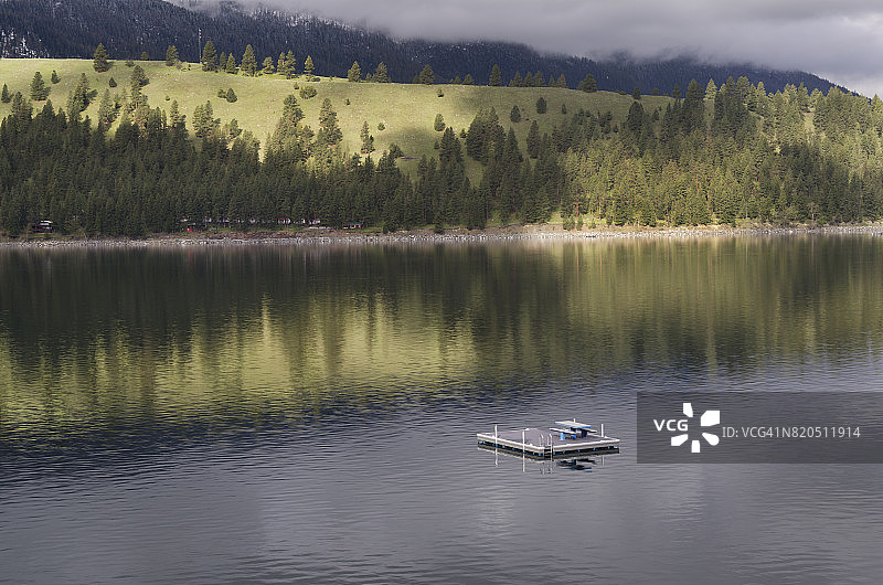 俄勒冈州瓦洛瓦湖图片素材