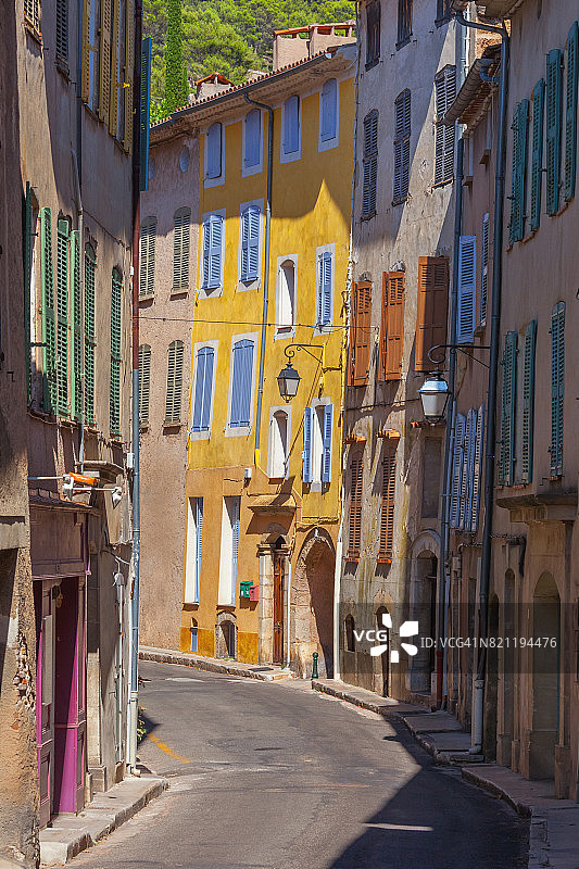 法国普罗旺斯科蒂尼亚克街景图片素材