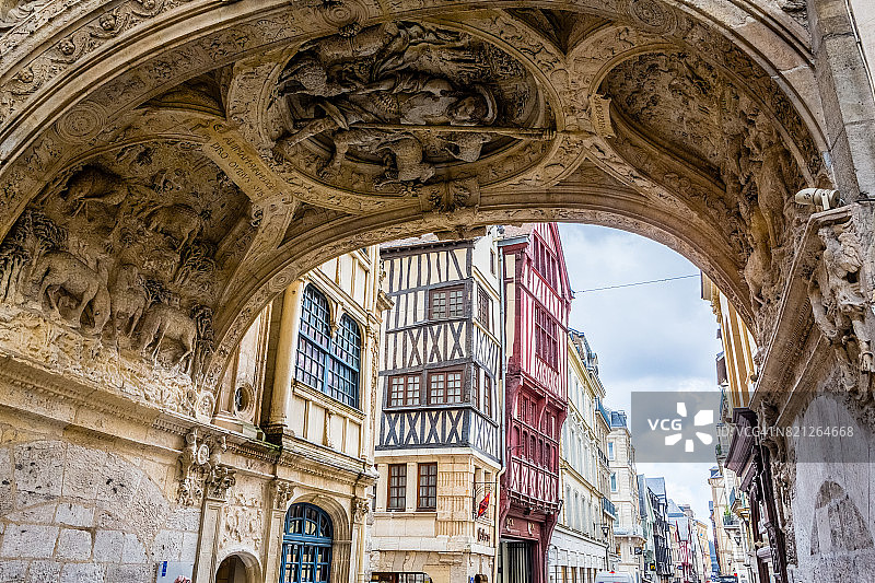 法国鲁昂大钟图片素材