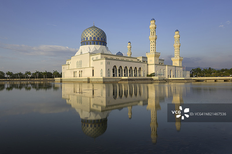 哥打京那巴鲁市立清真寺图片素材