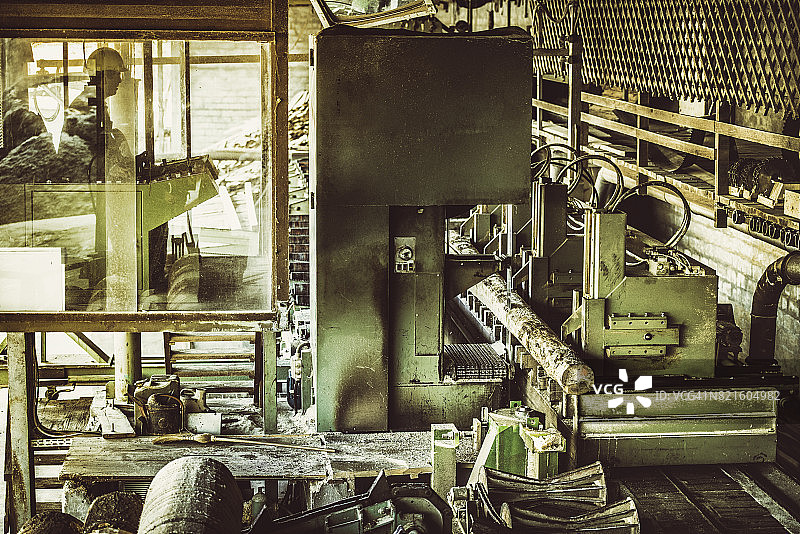 木材厂操作员图片素材