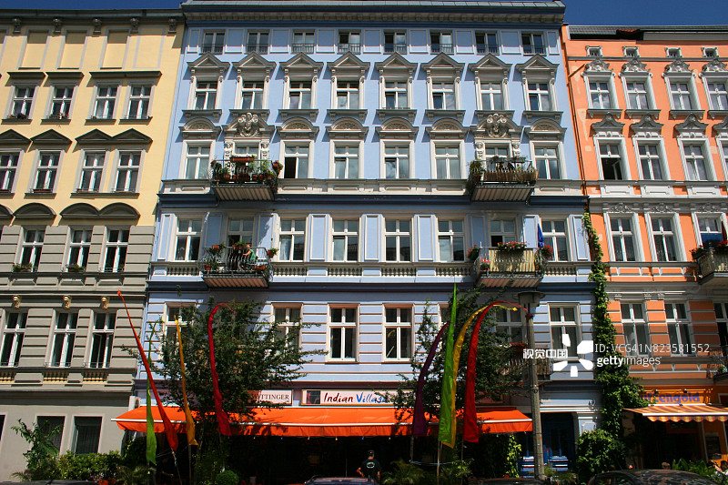 德国柏林普伦茨劳尔贝格区华丽的住宅建筑立面图片素材