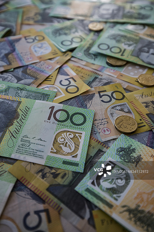 散落的澳大利亚货币图片素材